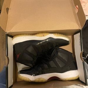 Jordan retro 11s
